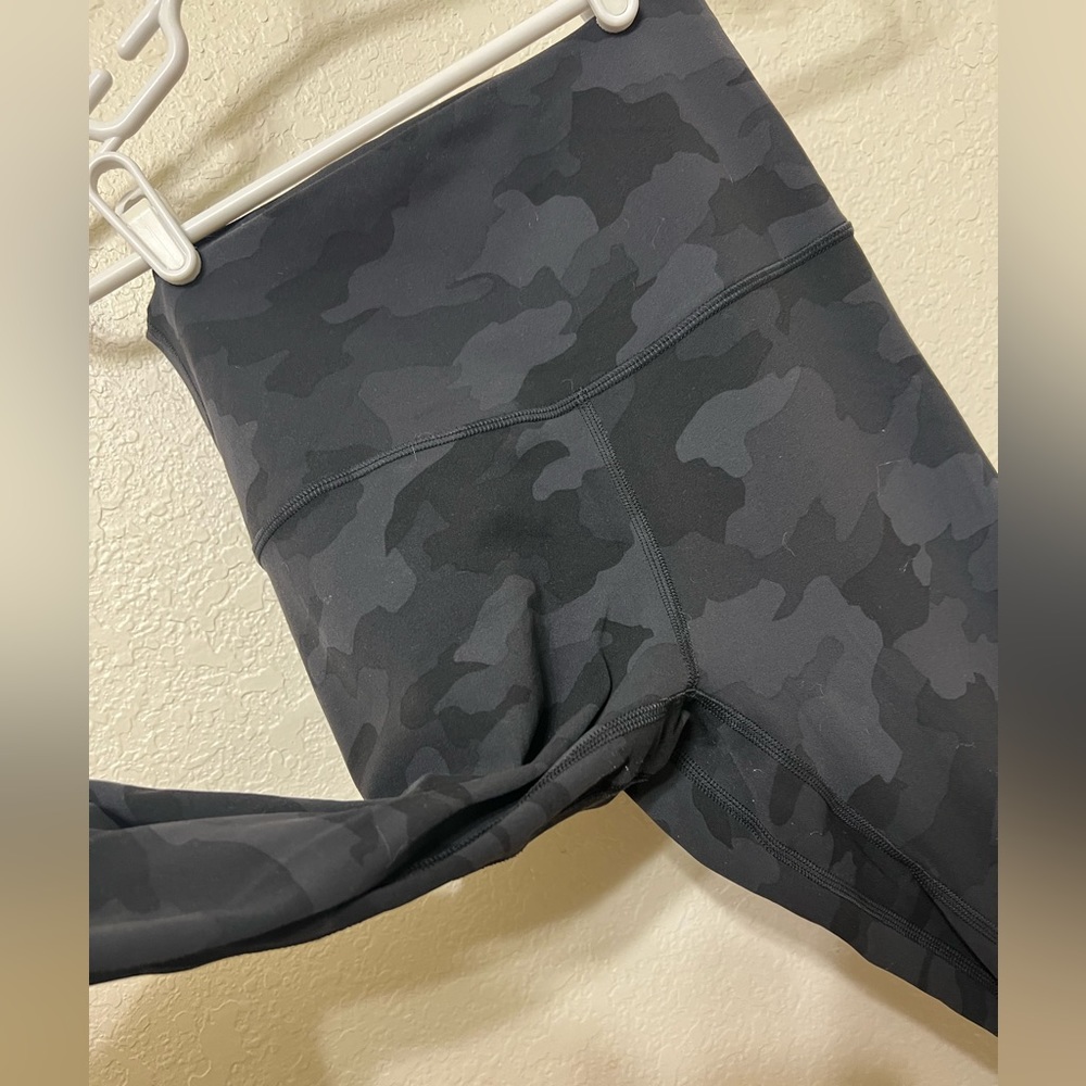 Lululemon Align High Rise 21”